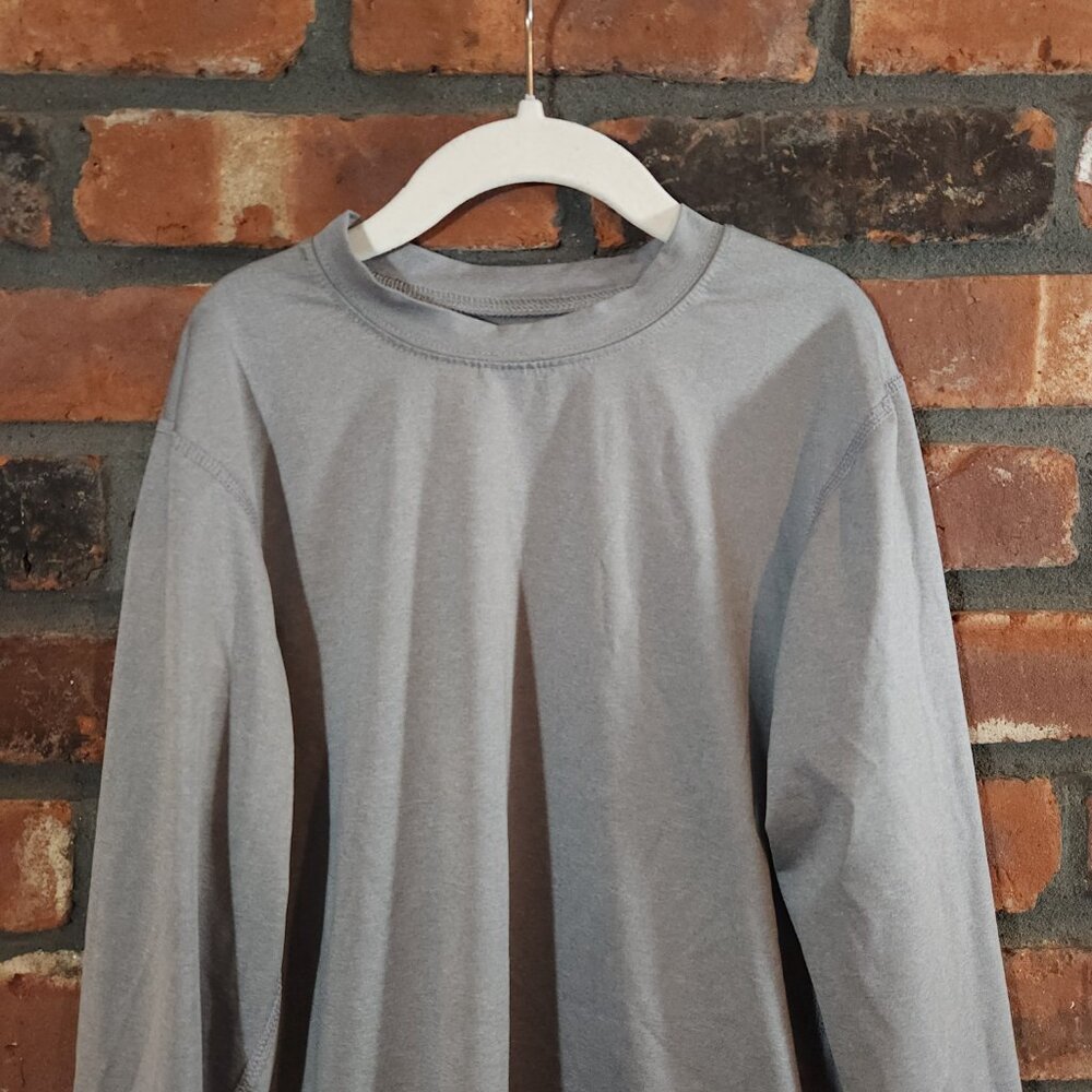 Layer8 Qwick-Dry Long Sleeve Performance T-shirt in Gray Outdoor Unisex Youth L - Picture 3 of 6